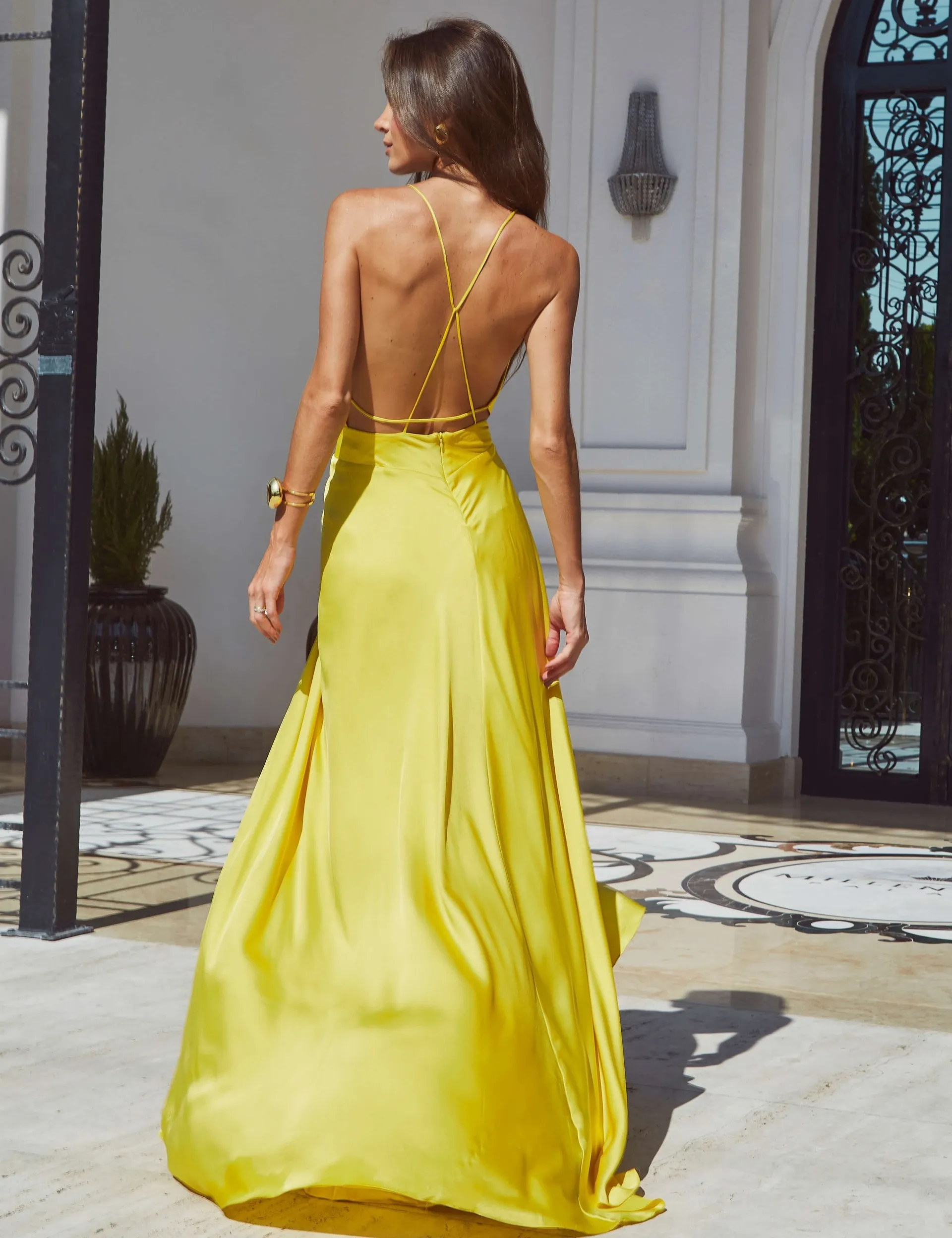 LONG SATIN PARTY DRESS WITH NECKLINE