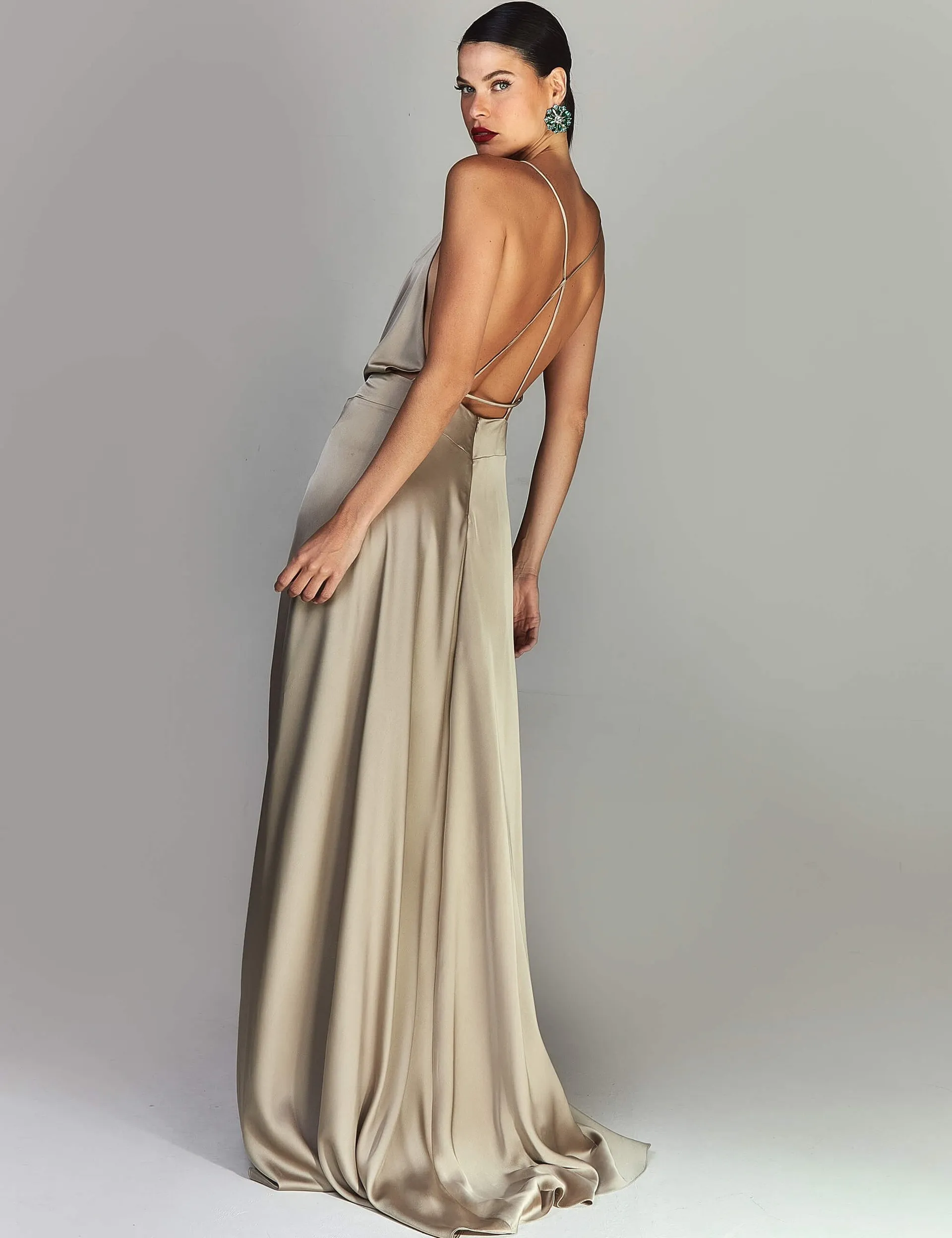 LONG SATIN PARTY DRESS WITH NECKLINE