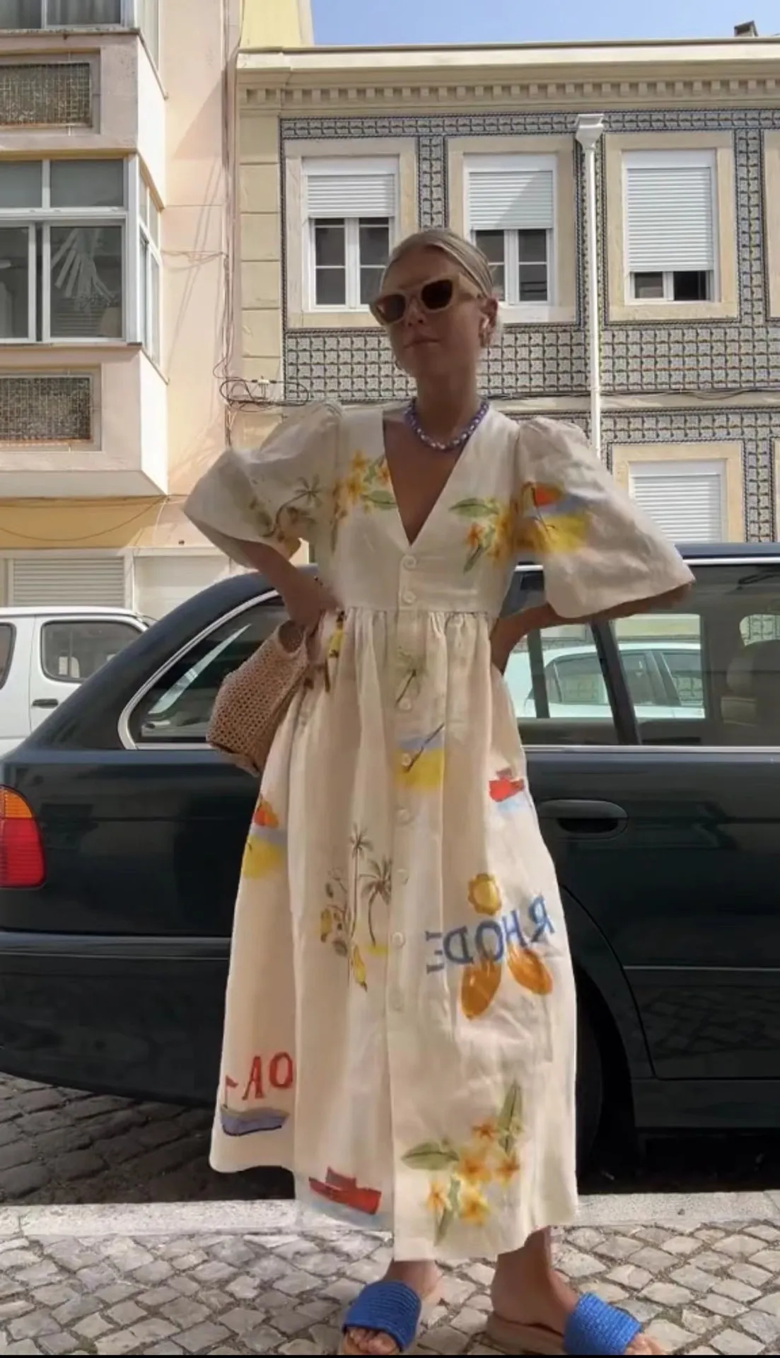 Fashionable printed V-neck cute short-sleeved loose dress